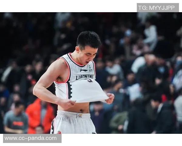 秀弗莱明谈比赛贡献:攻防细节我都乐意参与助力球队胜利