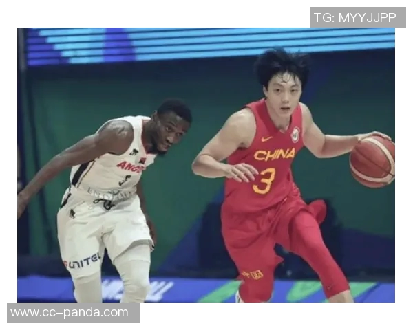 胡明轩半场表现低迷仅得1分正负值惨淡球队何时才能复苏